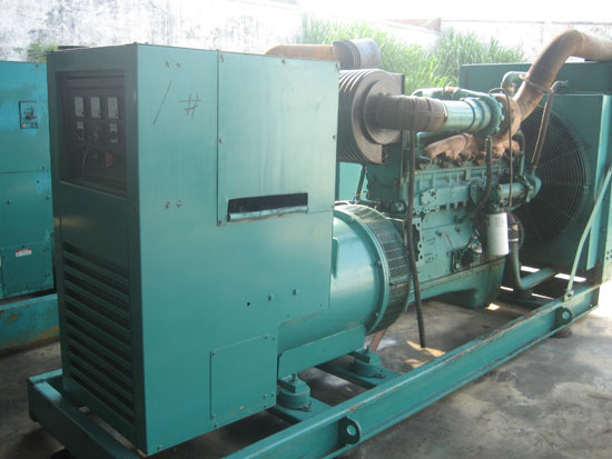 蒙自租赁发电机- 发电机碳刷磨损的原因是什么