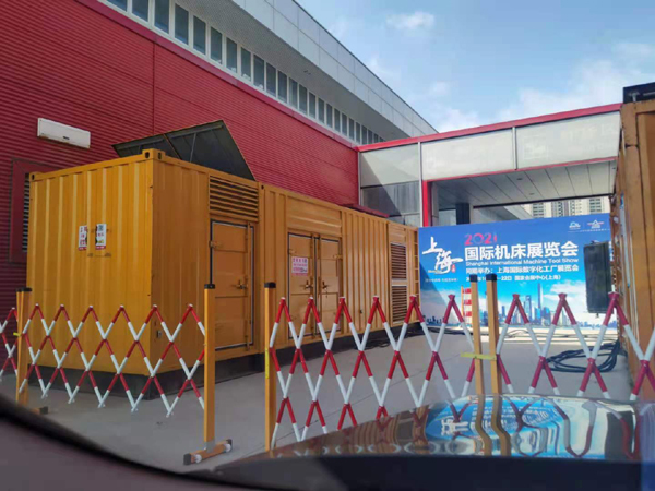 蒙自出租发电机-柴油发电机和汽油发电机哪个更好一些？