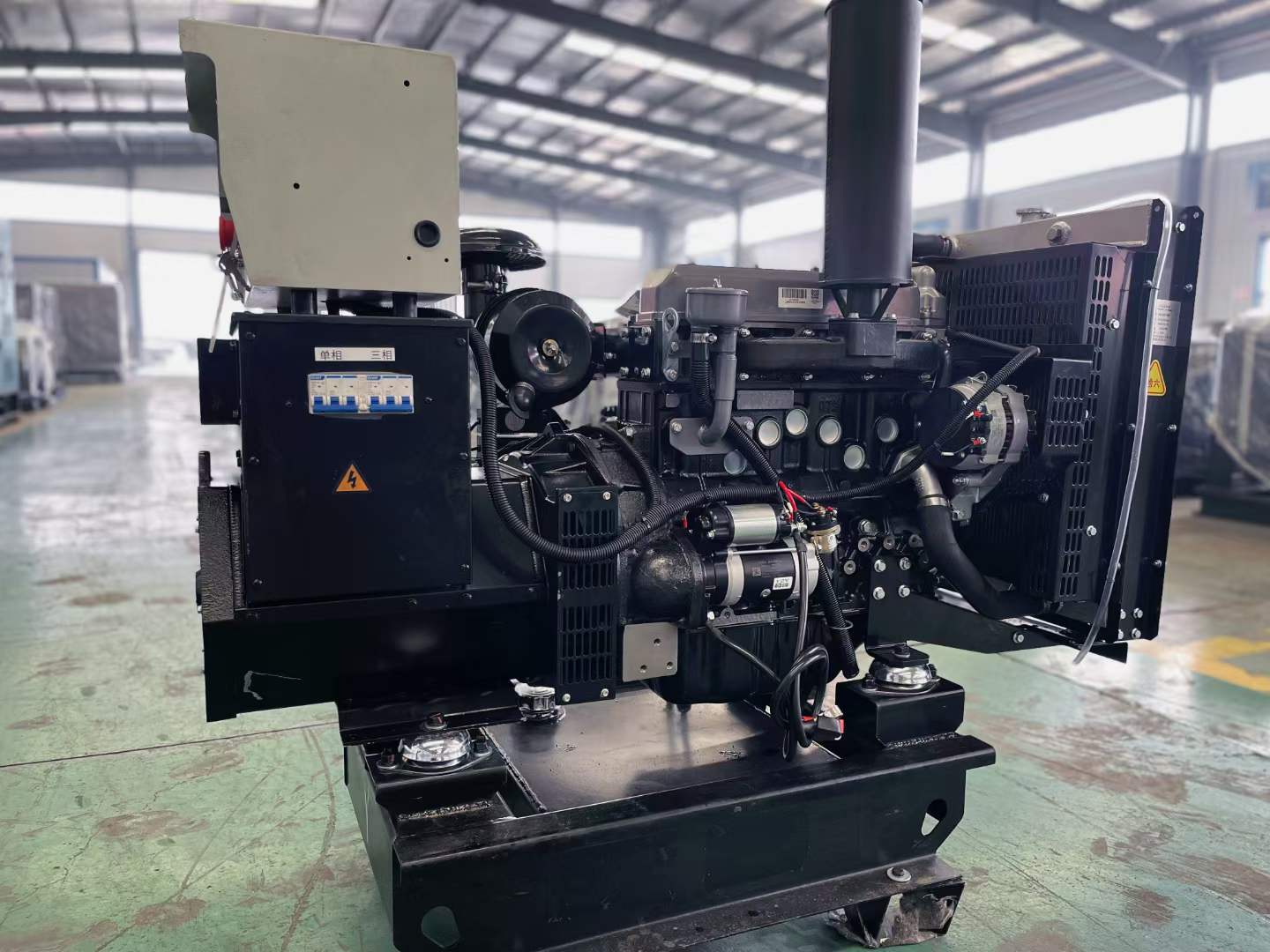 蒙自如何降低电感性负载对发电机的影响？