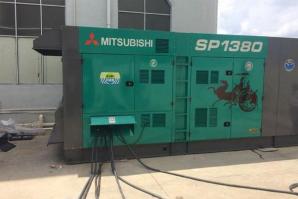 蒙自为什么有些柴油发电机组的输出电压可以调节？