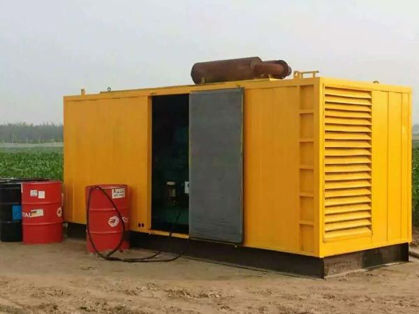 蒙自安装新的水冷式机油散热器密封件有哪些注意事项？